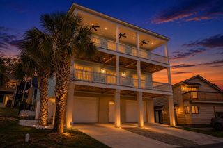 924 Perrin Dr., North Myrtle Beach, SC 29582