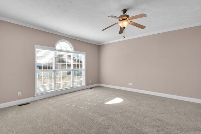 1300 Bantry Dr, Smyrna, TN 37167