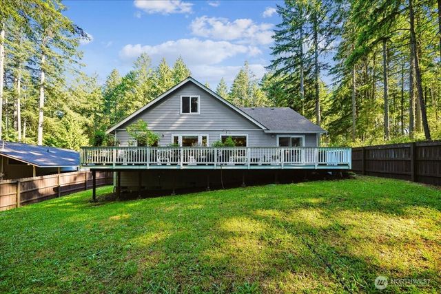 12012 Sound Drive, Anderson Island, WA 98303