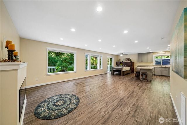 12012 Sound Drive, Anderson Island, WA 98303