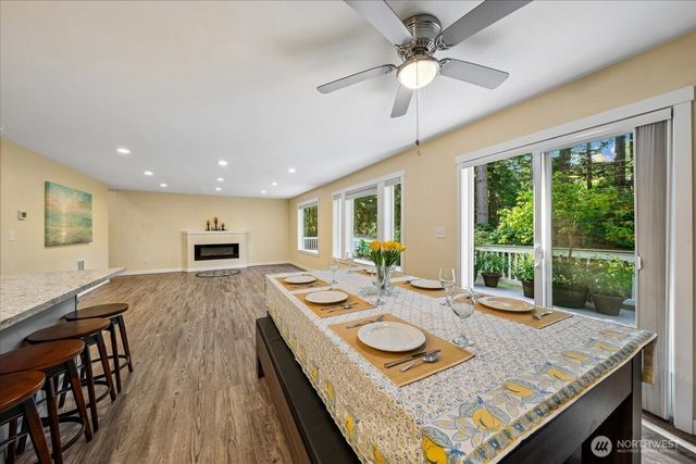 12012 Sound Drive, Anderson Island, WA 98303