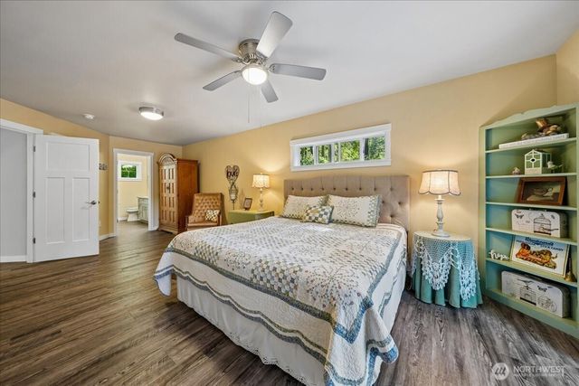 12012 Sound Drive, Anderson Island, WA 98303