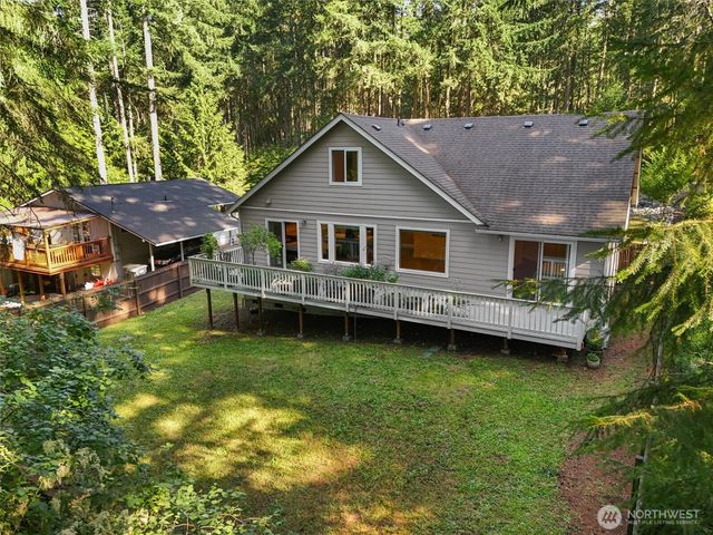 12012 Sound Drive, Anderson Island, WA 98303