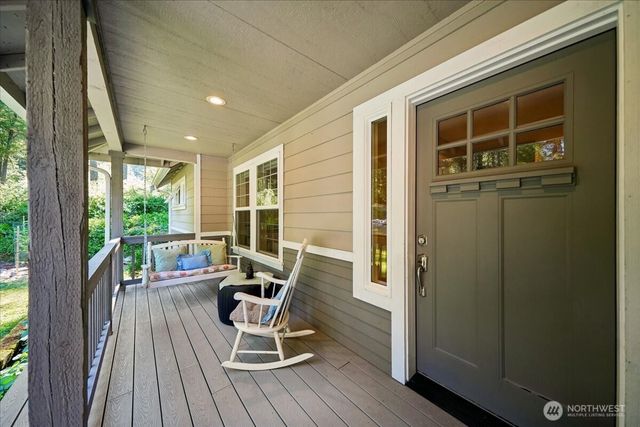 12012 Sound Drive, Anderson Island, WA 98303