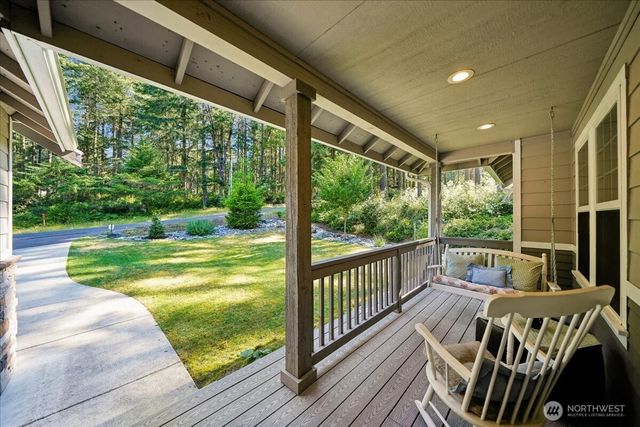 12012 Sound Drive, Anderson Island, WA 98303