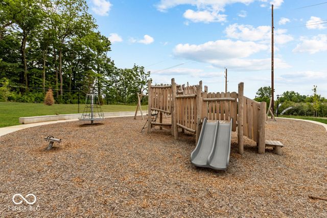 9432 Bauhaus Way, Indianapolis, IN 46240