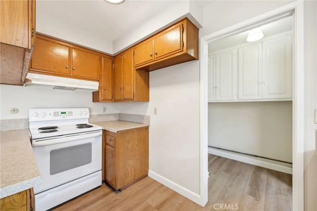 1447 Sycamore, Tustin, CA 92780