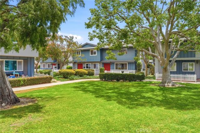 1447 Sycamore, Tustin, CA 92780