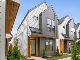 6193 N Amherst St, Portland, OR 97203