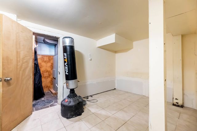 3544 W 63RD Place, Chicago, IL 60629