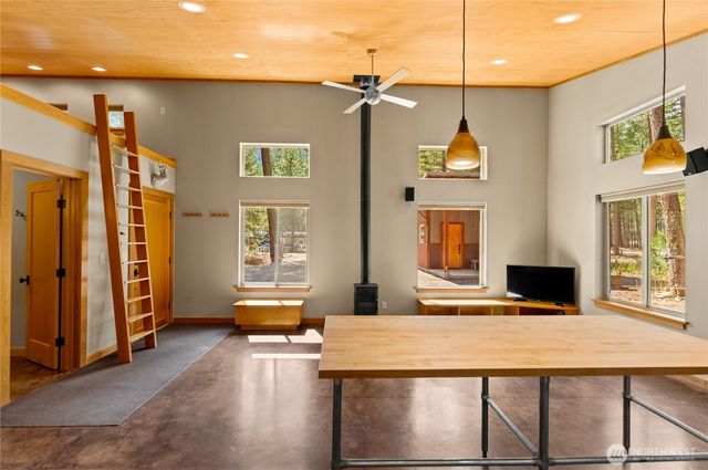 16 Littel Road, Mazama, WA 98833