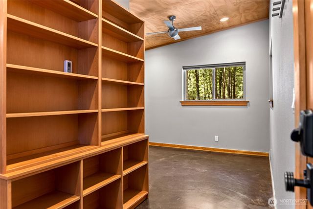 16 Littel Road, Mazama, WA 98833