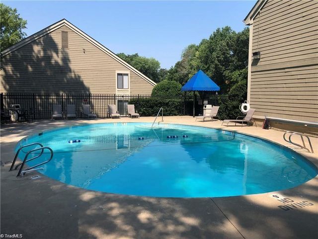 1524 Benjamin Parkway D, Greensboro, NC 27408