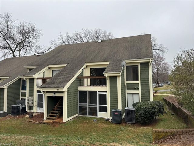 1524 Benjamin Parkway D, Greensboro, NC 27408