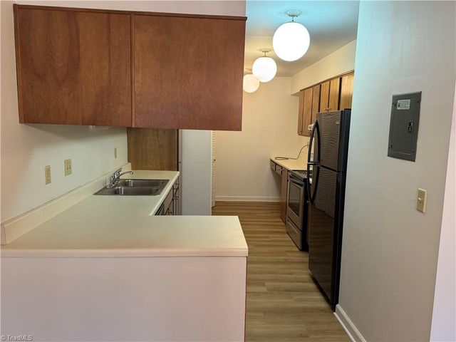 1524 Benjamin Parkway D, Greensboro, NC 27408