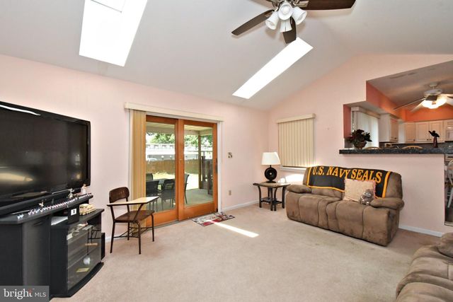 106 STATION DR, North Wales, PA 19454