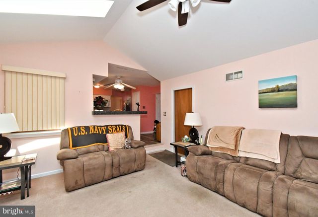 106 STATION DR, North Wales, PA 19454