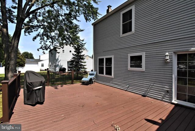 106 STATION DR, North Wales, PA 19454