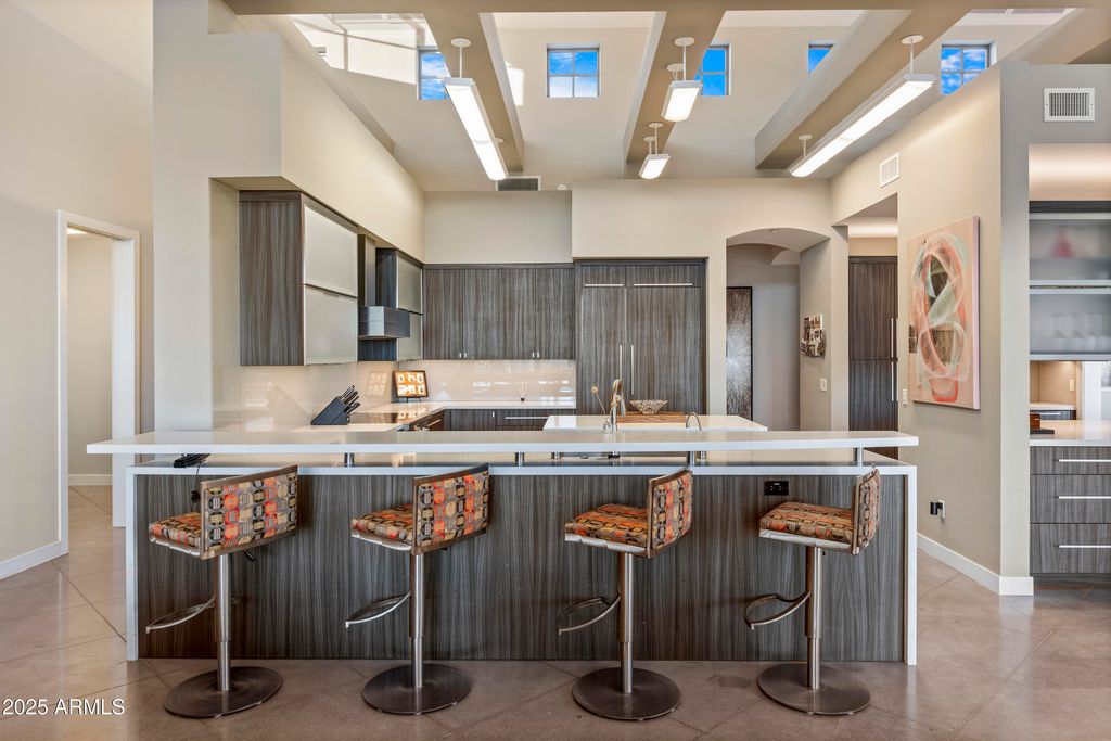 Image 14 of property listing at 28020 N 95TH Street, Scottsdale, AZ 85262