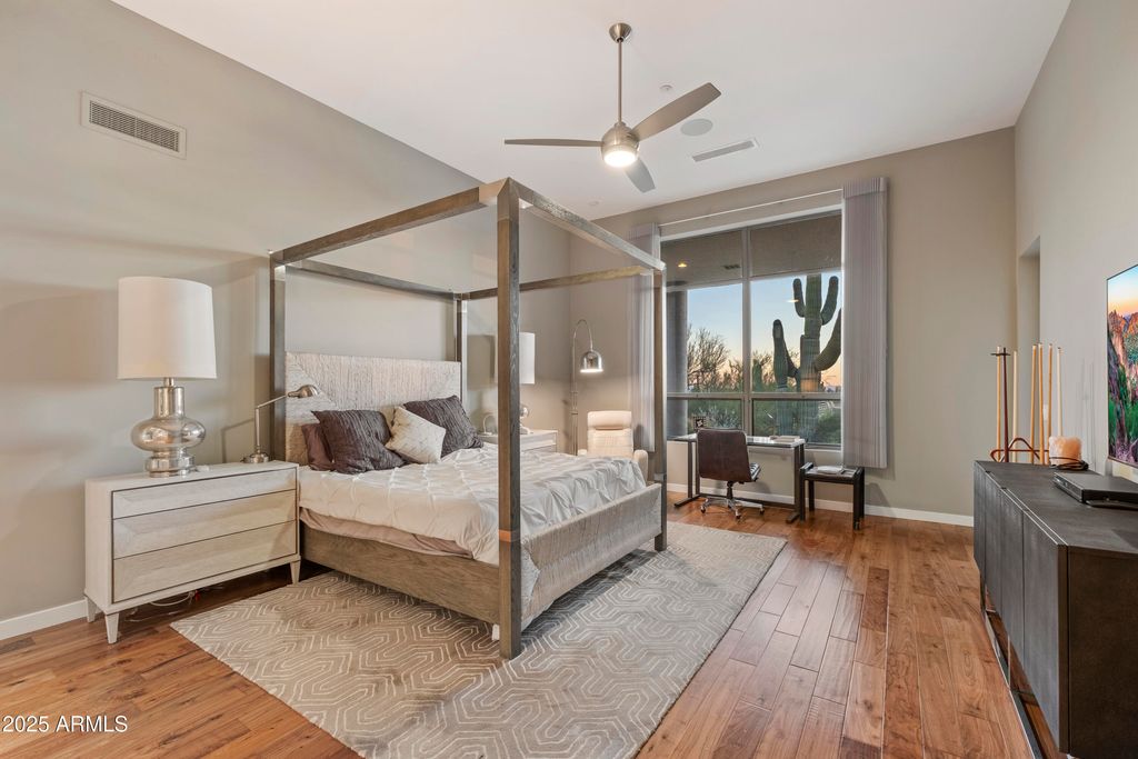 Image 21 of property listing at 28020 N 95TH Street, Scottsdale, AZ 85262