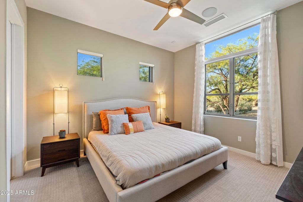 Image 27 of property listing at 28020 N 95TH Street, Scottsdale, AZ 85262