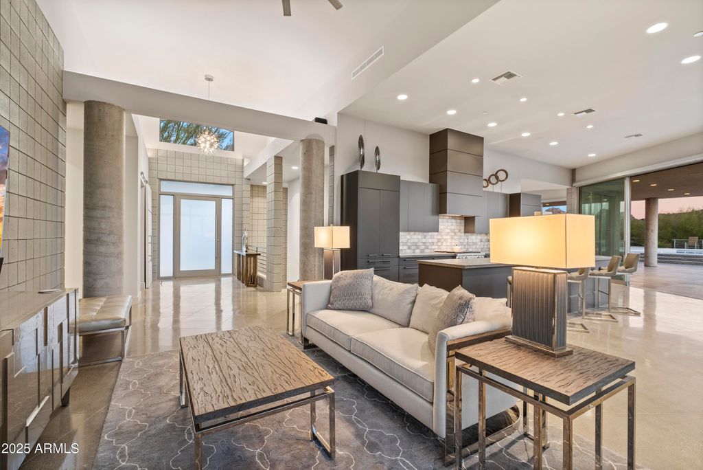 Image 49 of property listing at 28020 N 95TH Street, Scottsdale, AZ 85262