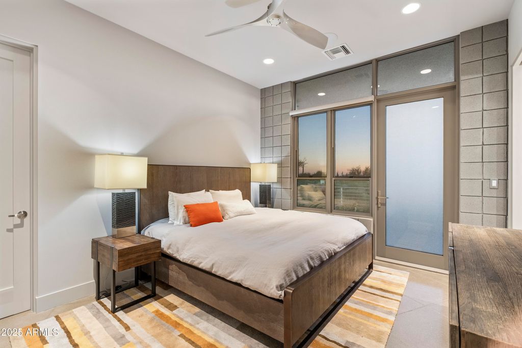 Image 53 of property listing at 28020 N 95TH Street, Scottsdale, AZ 85262