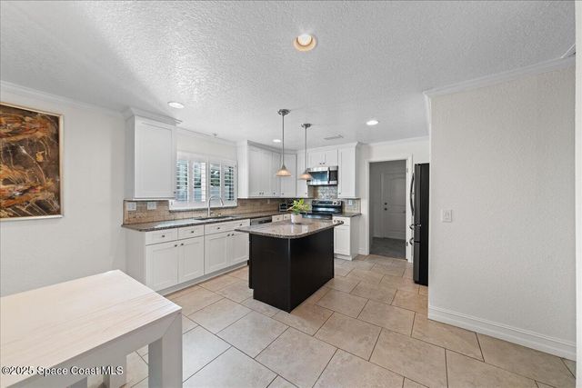 310 Franklyn Avenue, Indialantic, FL 32903