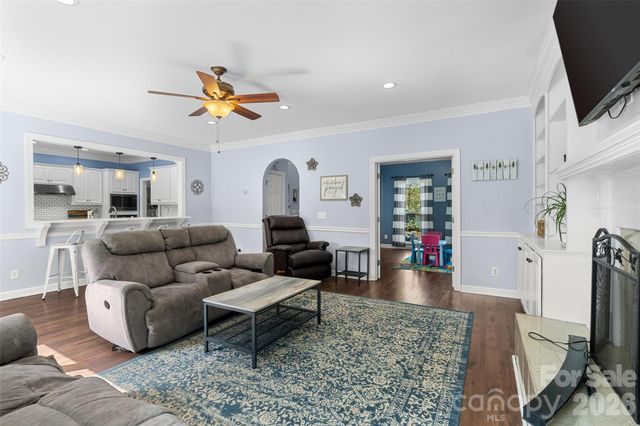 217 Spring Run Drive, Mooresville, NC 28117