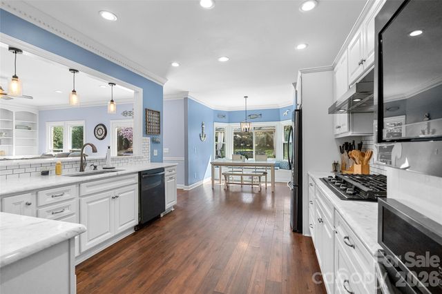 217 Spring Run Drive, Mooresville, NC 28117