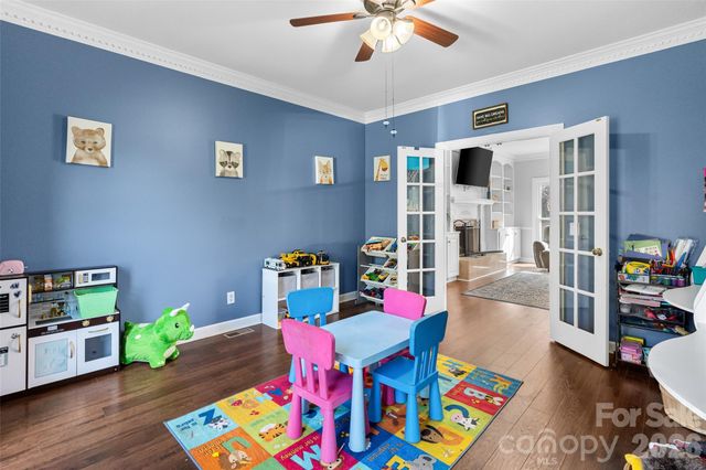 217 Spring Run Drive, Mooresville, NC 28117