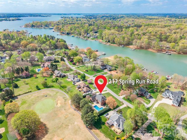 217 Spring Run Drive, Mooresville, NC 28117