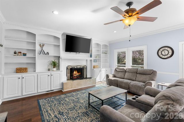 217 Spring Run Drive, Mooresville, NC 28117