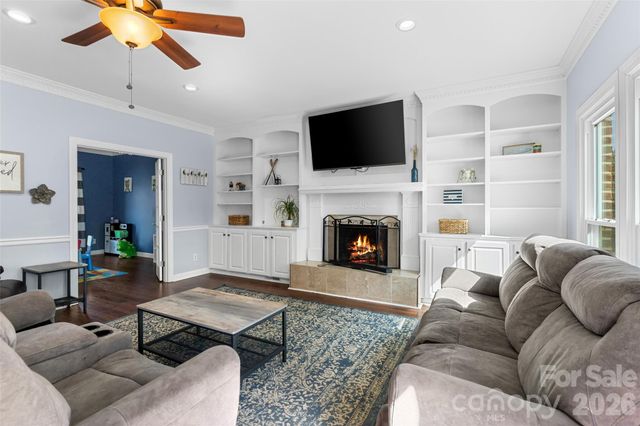 217 Spring Run Drive, Mooresville, NC 28117