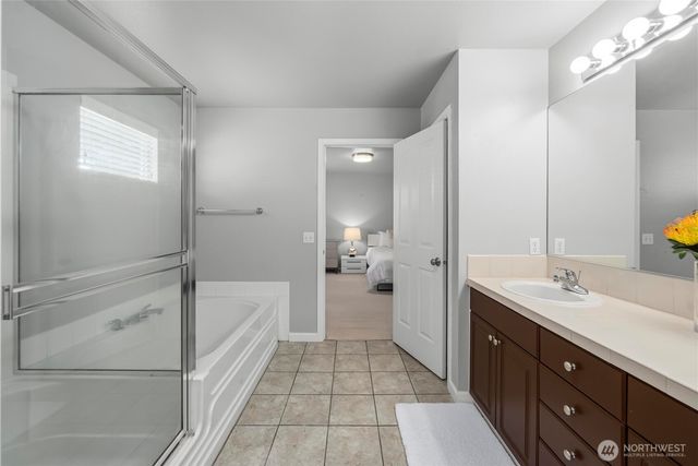 16901 Woodside Drive SE, Renton, WA 98058