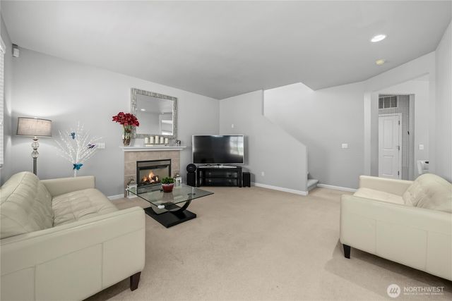 16901 Woodside Drive SE, Renton, WA 98058