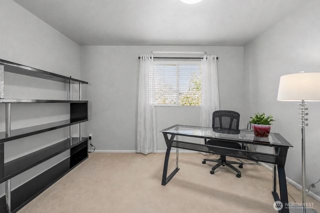 16901 Woodside Drive SE, Renton, WA 98058