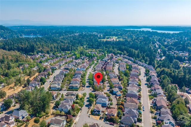 16901 Woodside Drive SE, Renton, WA 98058