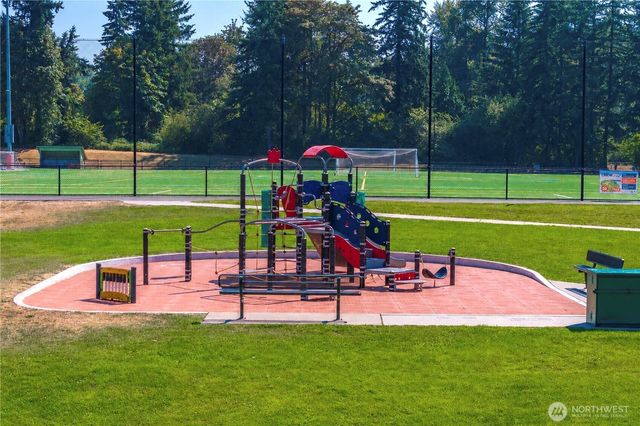 16901 Woodside Drive SE, Renton, WA 98058
