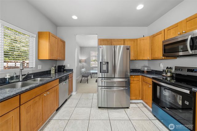 16901 Woodside Drive SE, Renton, WA 98058