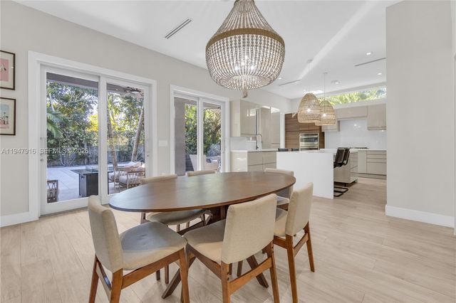 760 NE 115th St, Biscayne Park, FL 33161