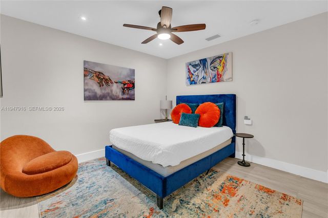 760 NE 115th St, Biscayne Park, FL 33161