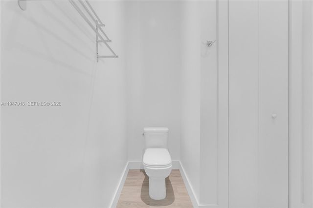 760 NE 115th St, Biscayne Park, FL 33161