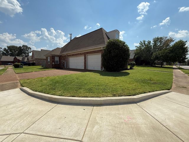 370 LIDA LN, Memphis, TN 38018