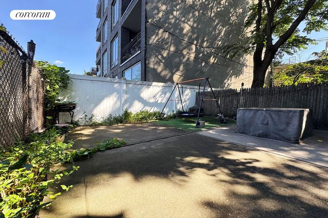 456 HUMBOLDT Street, New York City, NY 11211