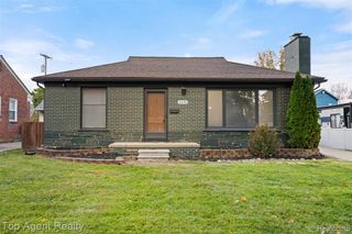 26056 Lyndon, Redford, MI 48239