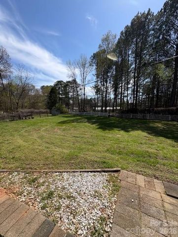 9516 Westmoreland Road, Cornelius, NC 28031