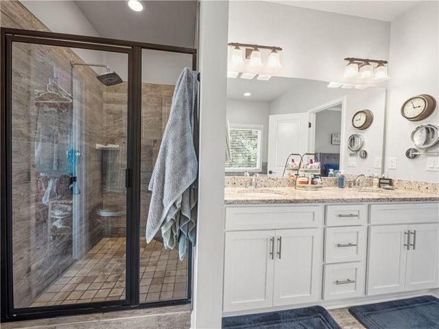 4018 Silverstone Drive, Braselton, GA 30517