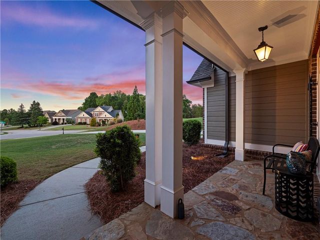 4018 Silverstone Drive, Braselton, GA 30517