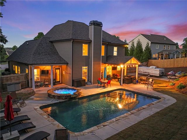 4018 Silverstone Drive, Braselton, GA 30517